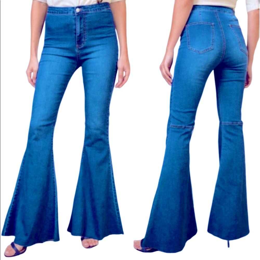 Aluna Levi flared leg, high waisted jeans